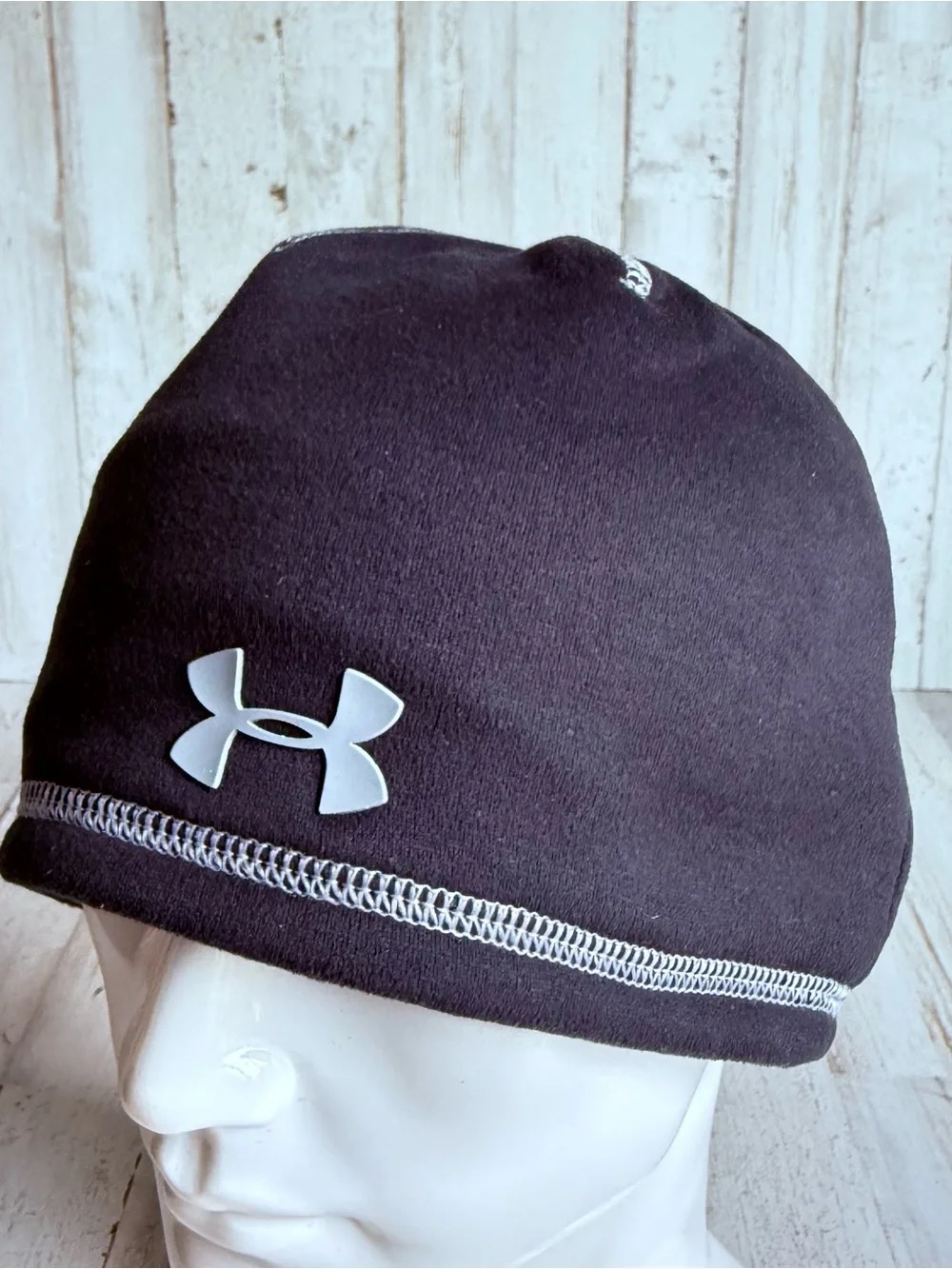 Under Armor Youth Size Toboggan Cap
